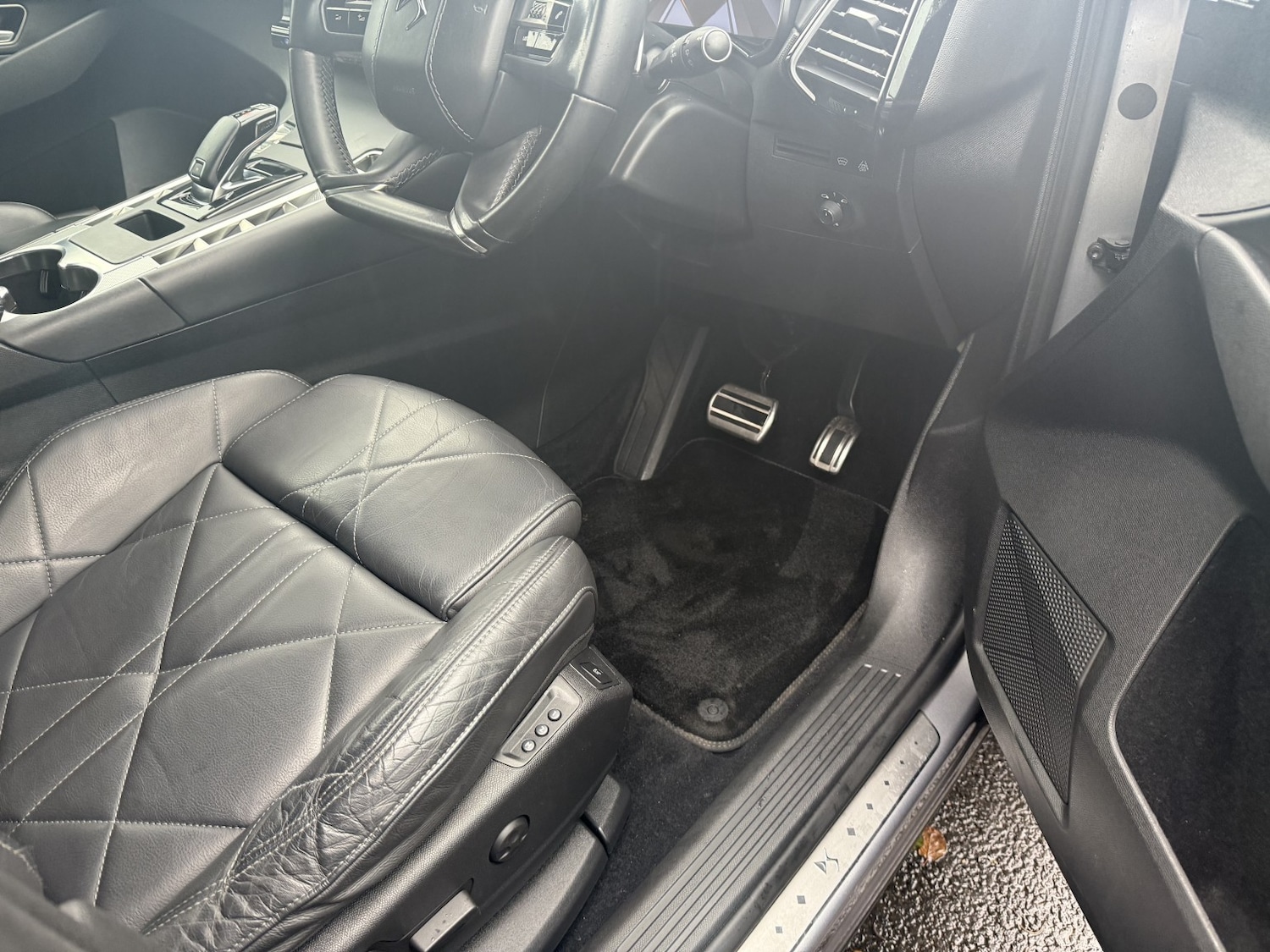 Used DS Automobiles DS 7 Crossback 2018 for sale - 76687173: Photo 35