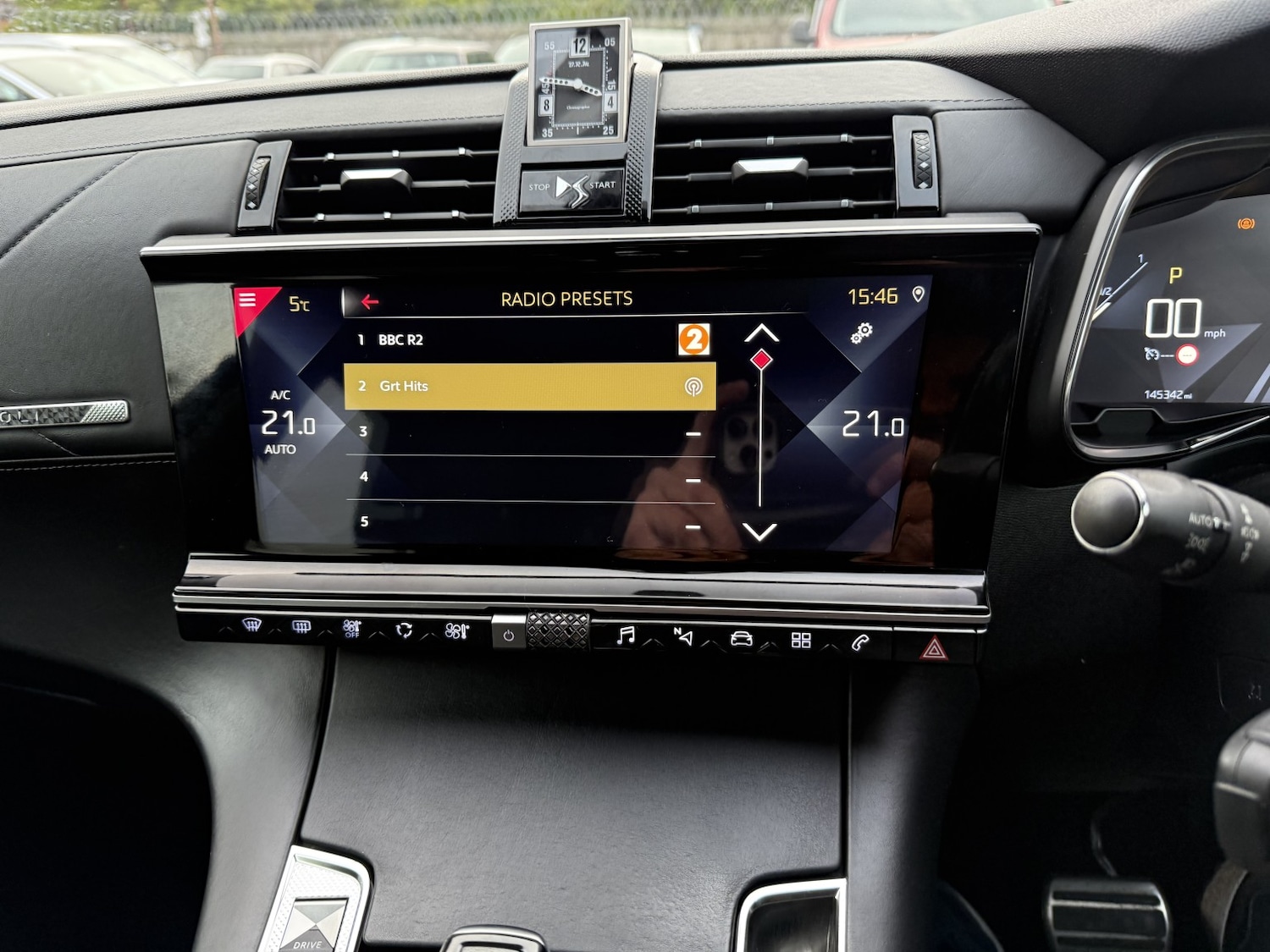 Used DS Automobiles DS 7 Crossback 2018 for sale - 76687173: Photo 8