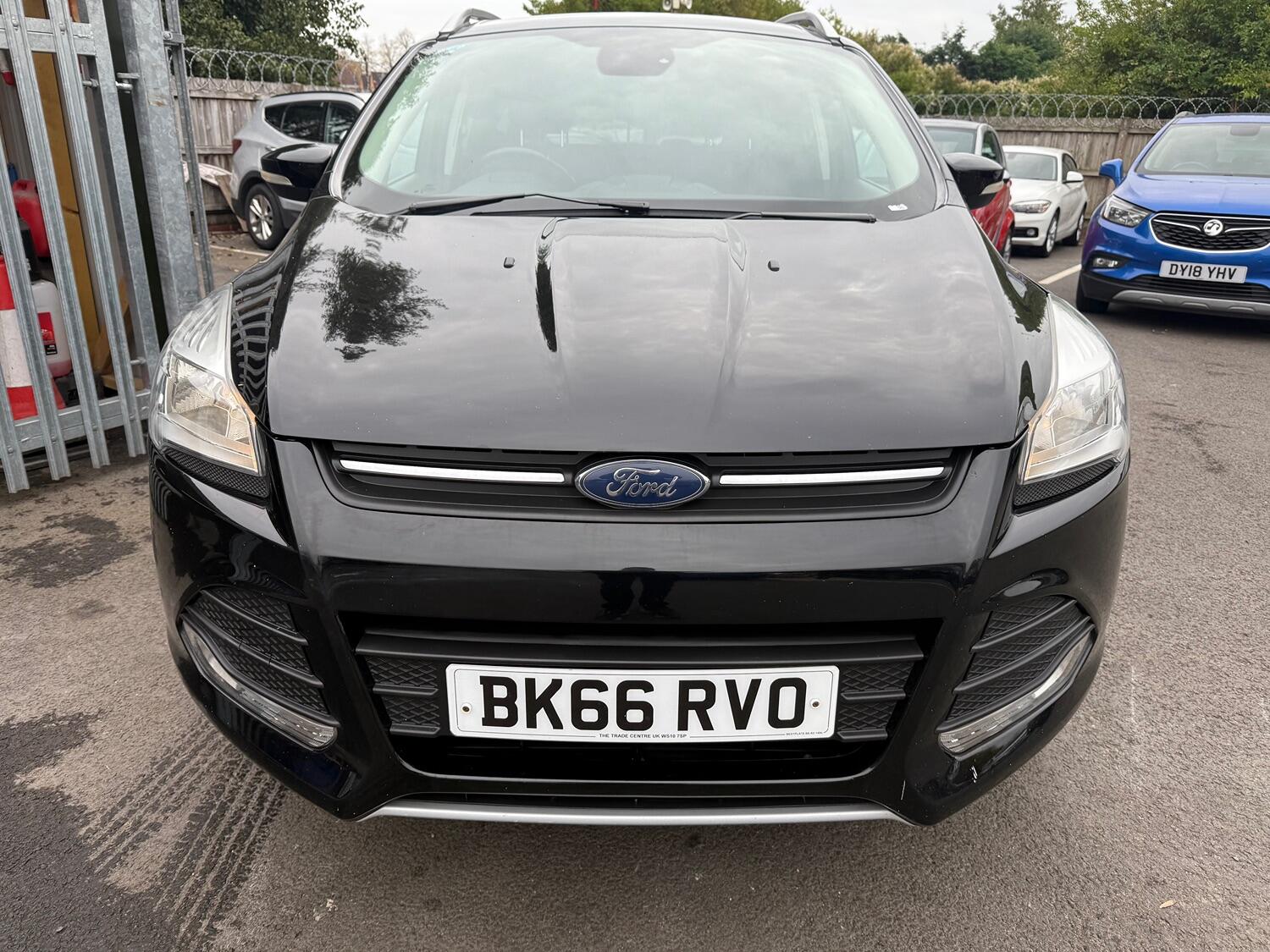 Used Ford Kuga 2016 for sale - 76317452: Photo 1