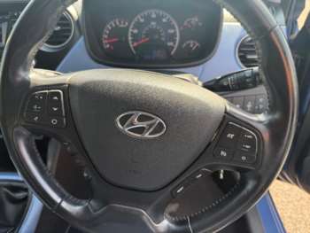 Used Hyundai i10 2016 for sale - 74938066: Photo