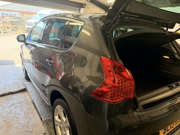 Used Peugeot 3008 2013 for sale - 79495358: Photo