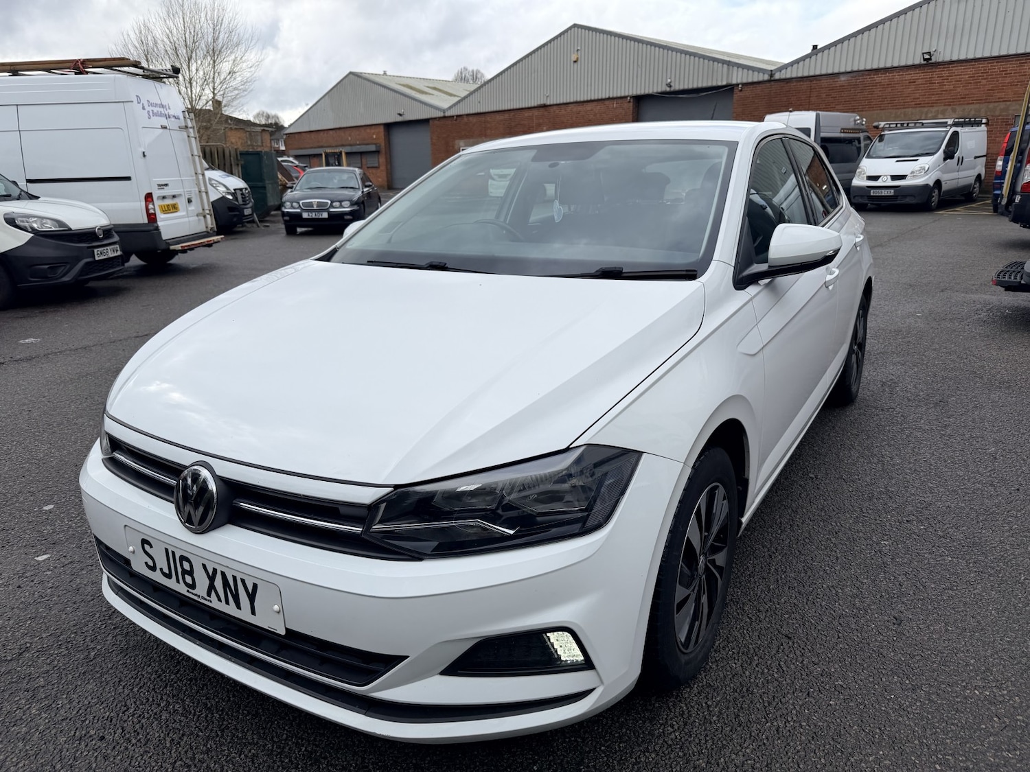 Used Volkswagen Polo 2018 for sale - 77494799: Photo 2