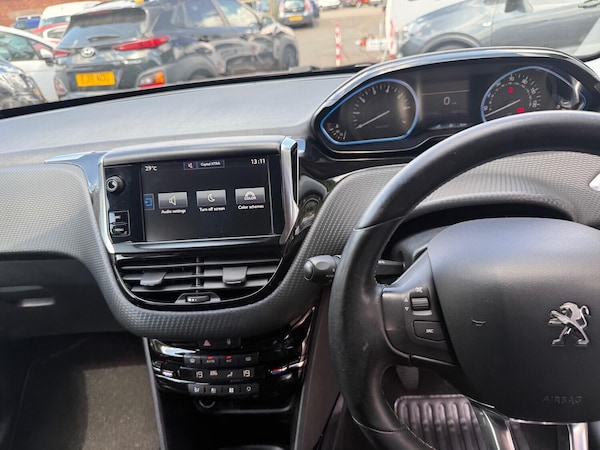 Used Peugeot 2008 2016 for sale - 75490047: Photo 17