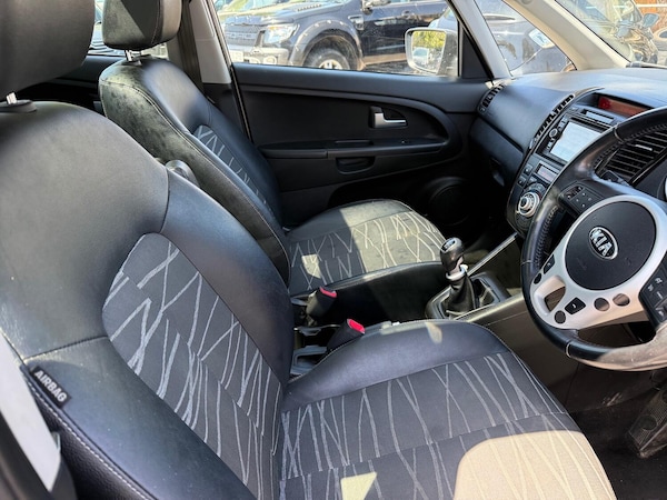 Used Kia Venga 2014 for sale - 75277987: Photo 20