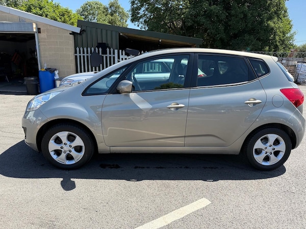 Used Kia Venga 2014 for sale - 75277987: Photo 4