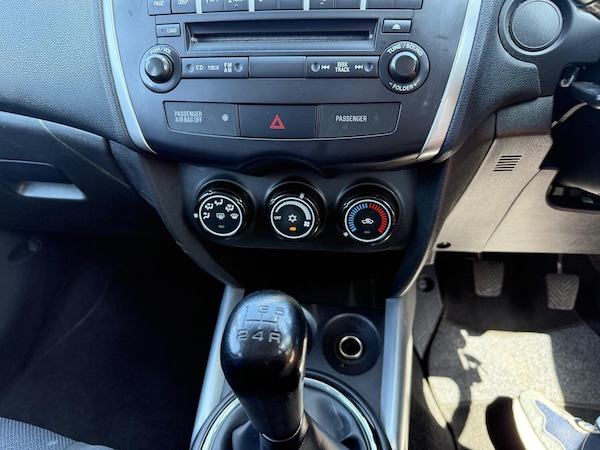Used Kia Venga 2014 for sale - 75277987: Photo 8