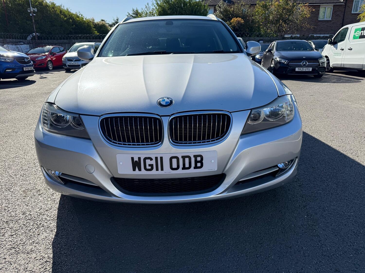 Used BMW 3 Series 2011 for sale - 76186724: Photo 2