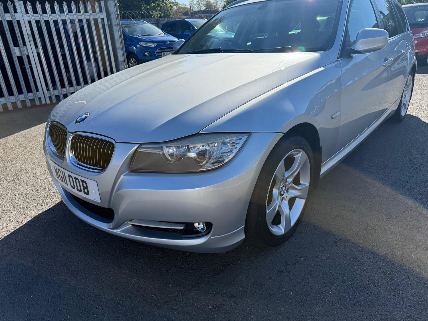 Used BMW 3 Series 2011 for sale - 76186724: Photo 3