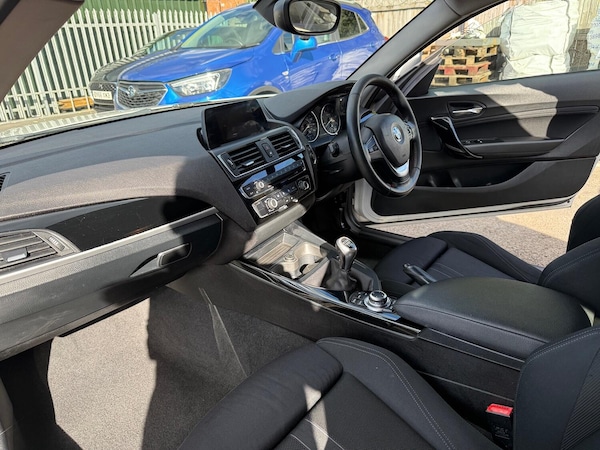 Used BMW 3 Series 2011 for sale - 76186724: Photo 7