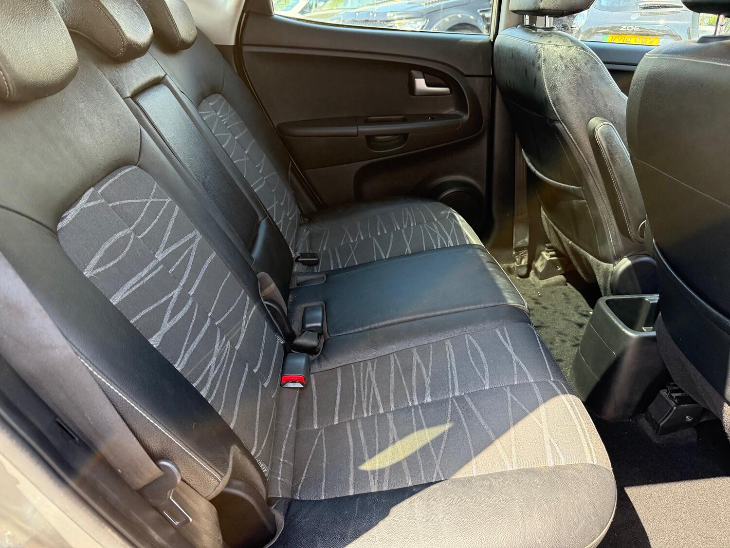 Used Kia Venga 2014 for sale - 76769342: Photo 26