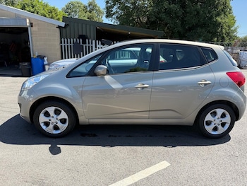 Used Kia Venga 2014 for sale - 76769342: Photo