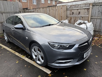 Vauxhall - Insignia