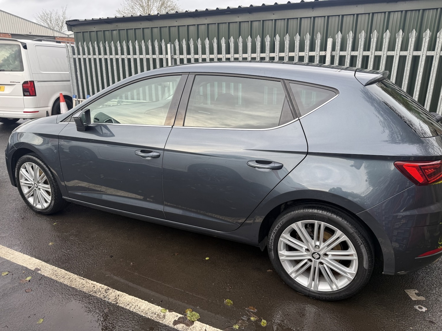 Used SEAT Leon 2019 for sale - 76863830: Photo 3