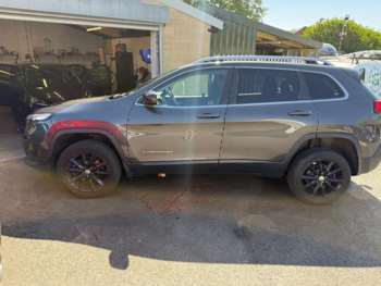 Used Jeep Cherokee 2017 for sale - 74518909: Photo