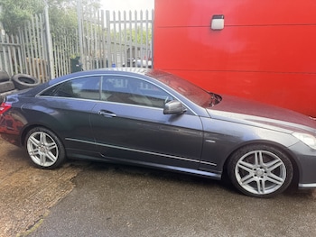 Used Mercedes-Benz E Class 2012 for sale - 78592721: Photo