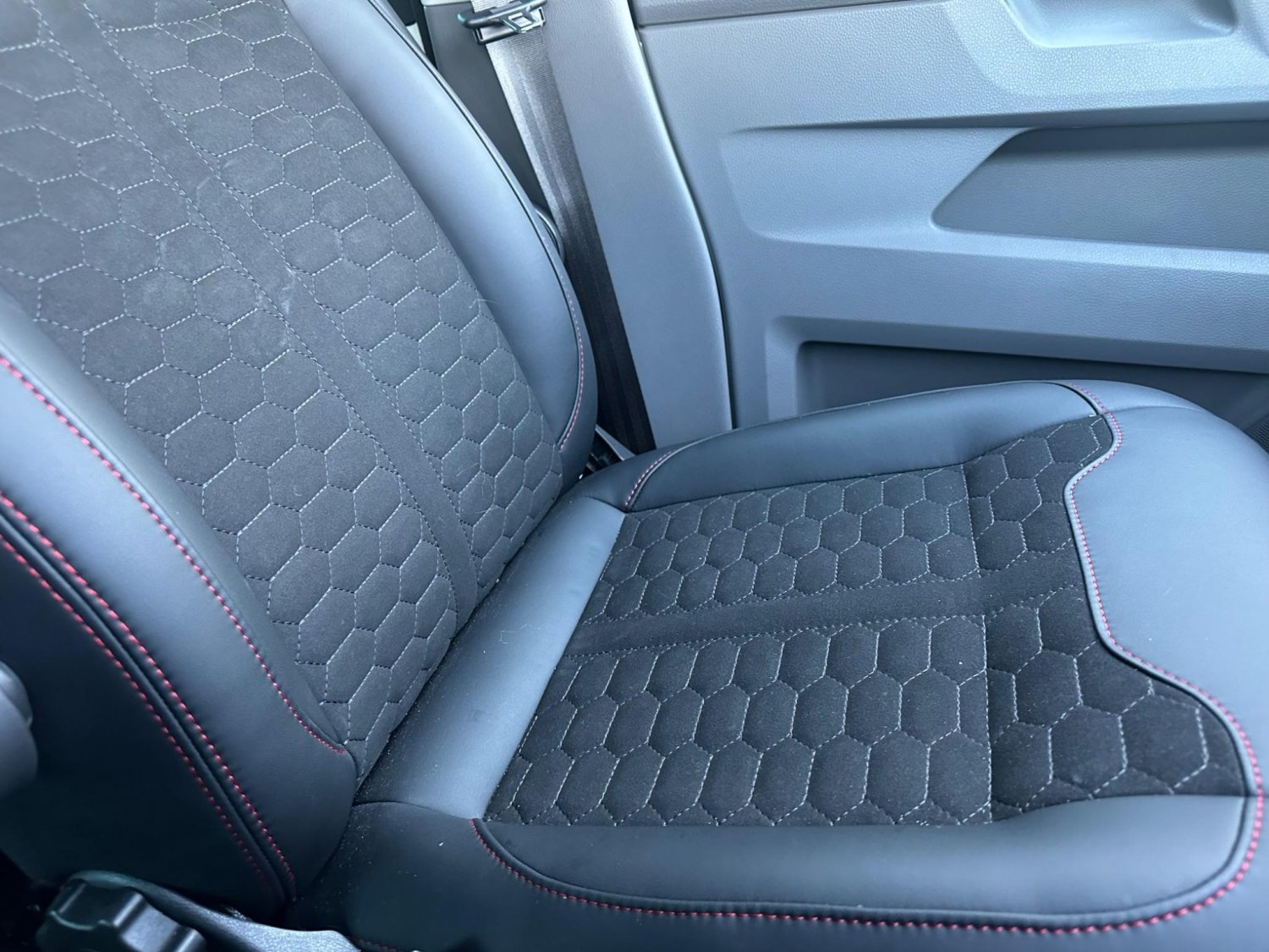 Used Volkswagen Transporter 2023 for sale - 77314130: Photo 36