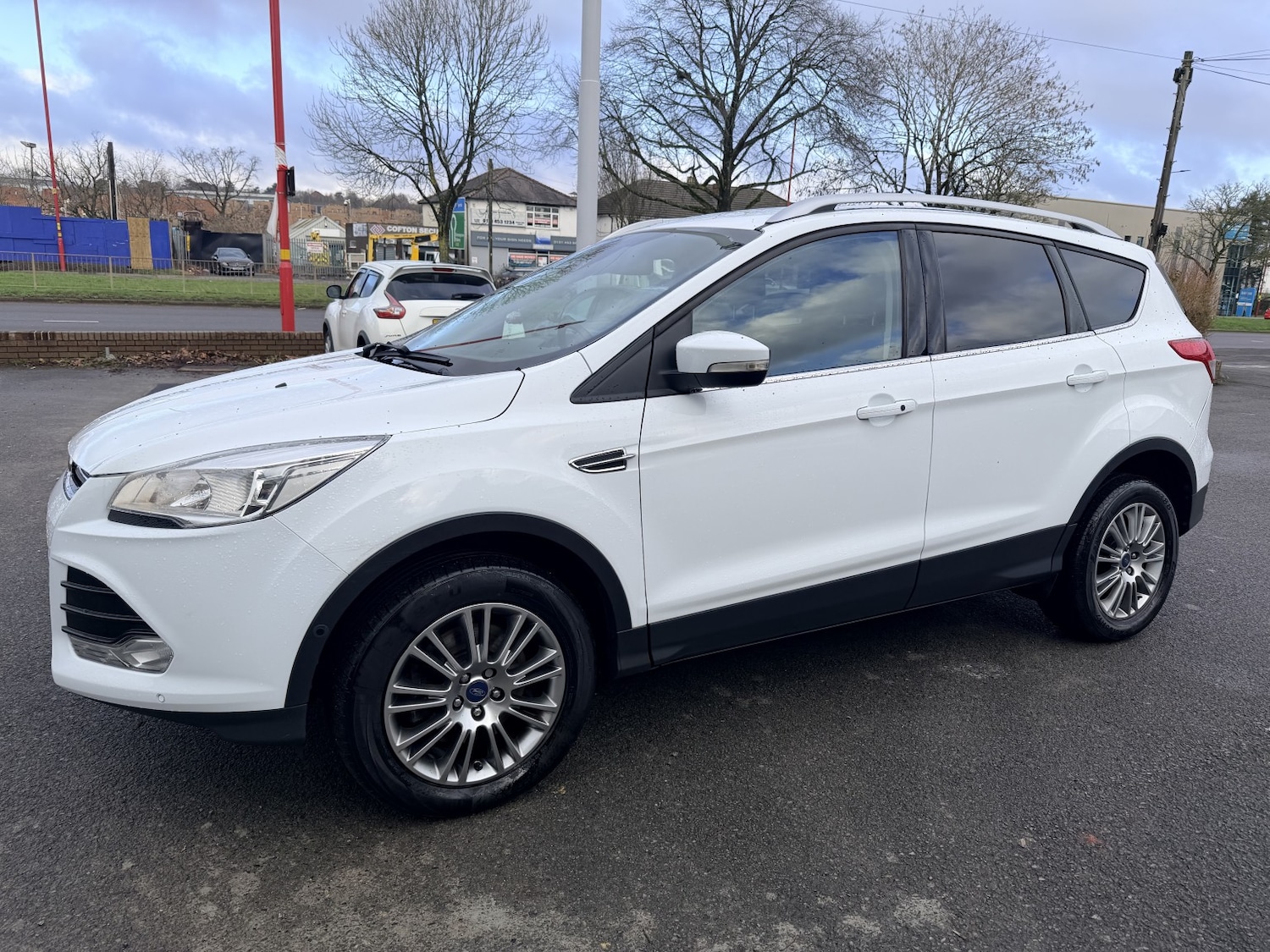 Used Ford Kuga 2013 for sale - 77453209: Photo 4
