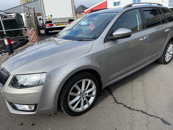 Used Skoda Octavia 2014 for sale - 76211891: Photo 10