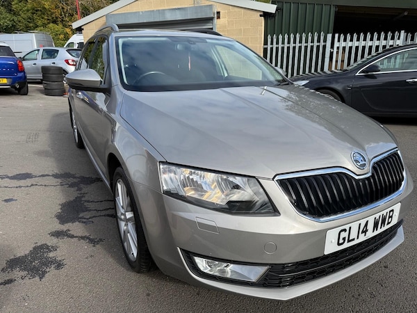 Used Skoda Octavia 2014 for sale - 76211891: Photo 2
