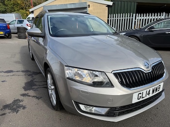 Used Skoda Octavia 2014 for sale - 76211891: Photo 2