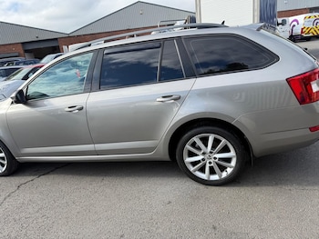 Used Skoda Octavia 2014 for sale - 76211891: Photo 4