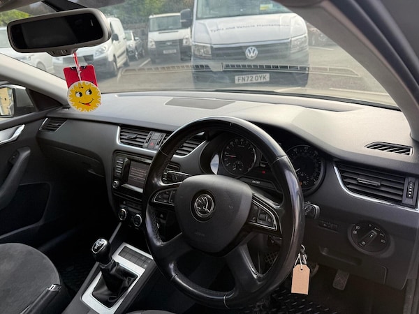 Used Skoda Octavia 2014 for sale - 76211891: Photo 7