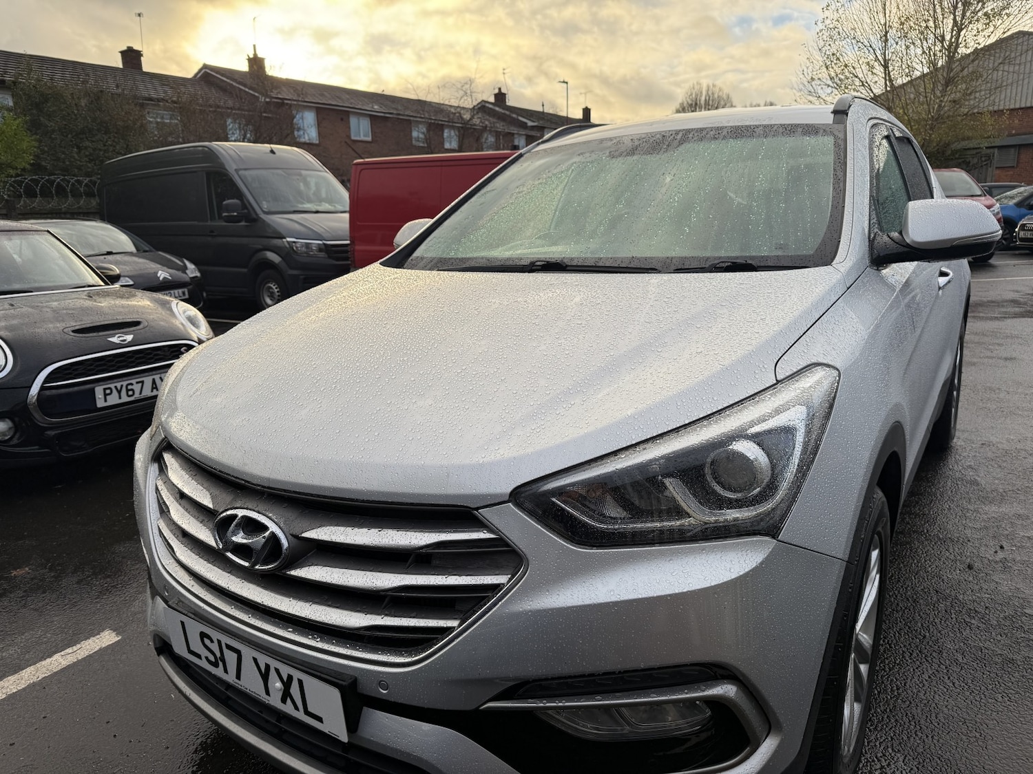 Used Hyundai Santa Fe 2017 for sale - 76687247: Photo 1