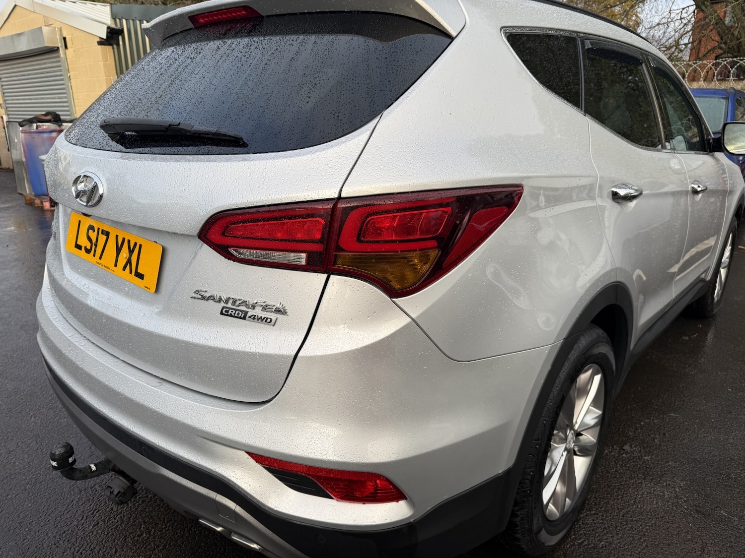 Used Hyundai Santa Fe 2017 for sale - 76687247: Photo 11