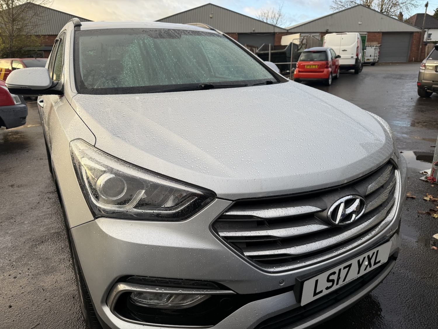 Used Hyundai Santa Fe 2017 for sale - 76687247: Photo 14