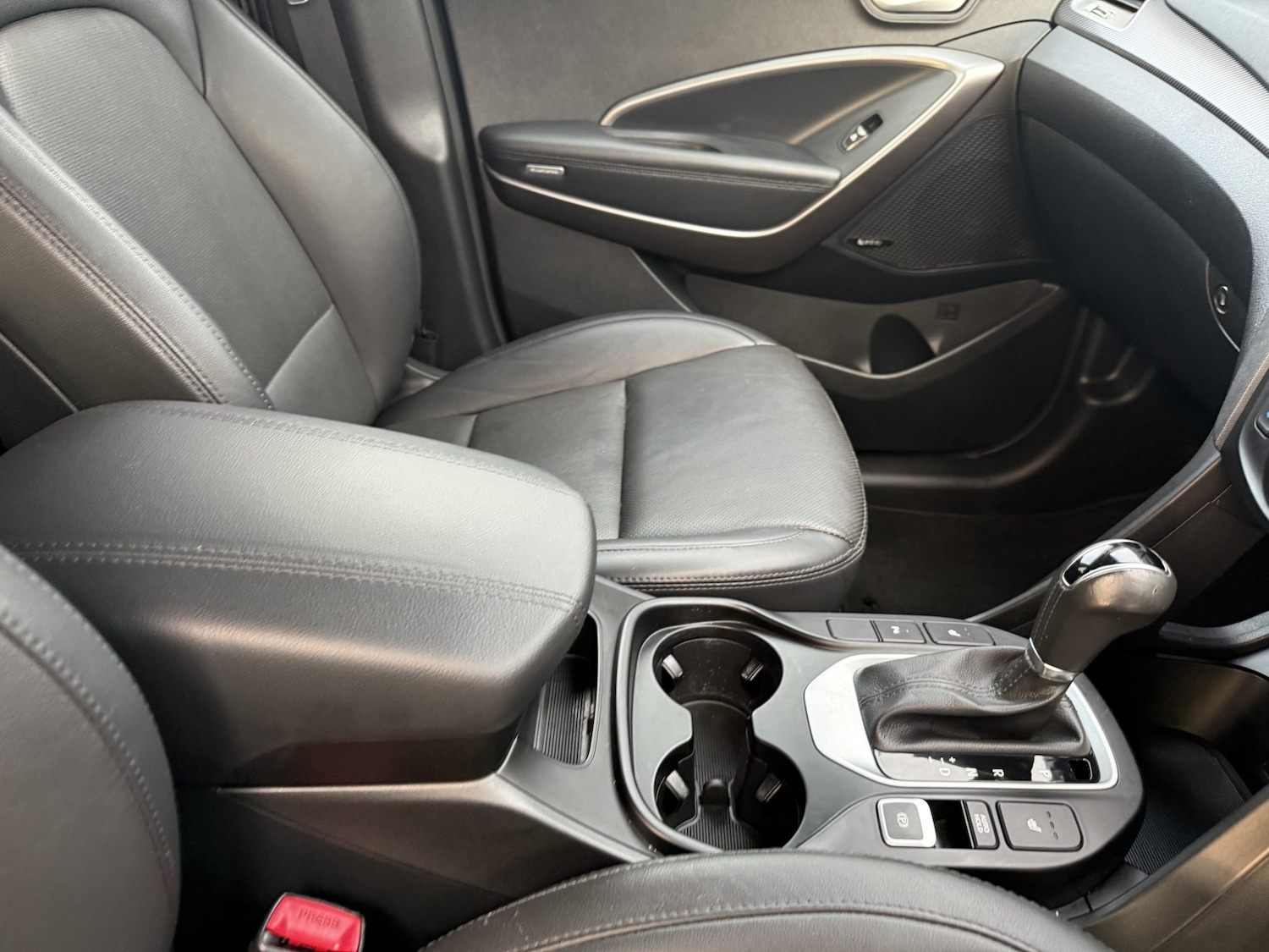 Used Hyundai Santa Fe 2017 for sale - 76687247: Photo 18