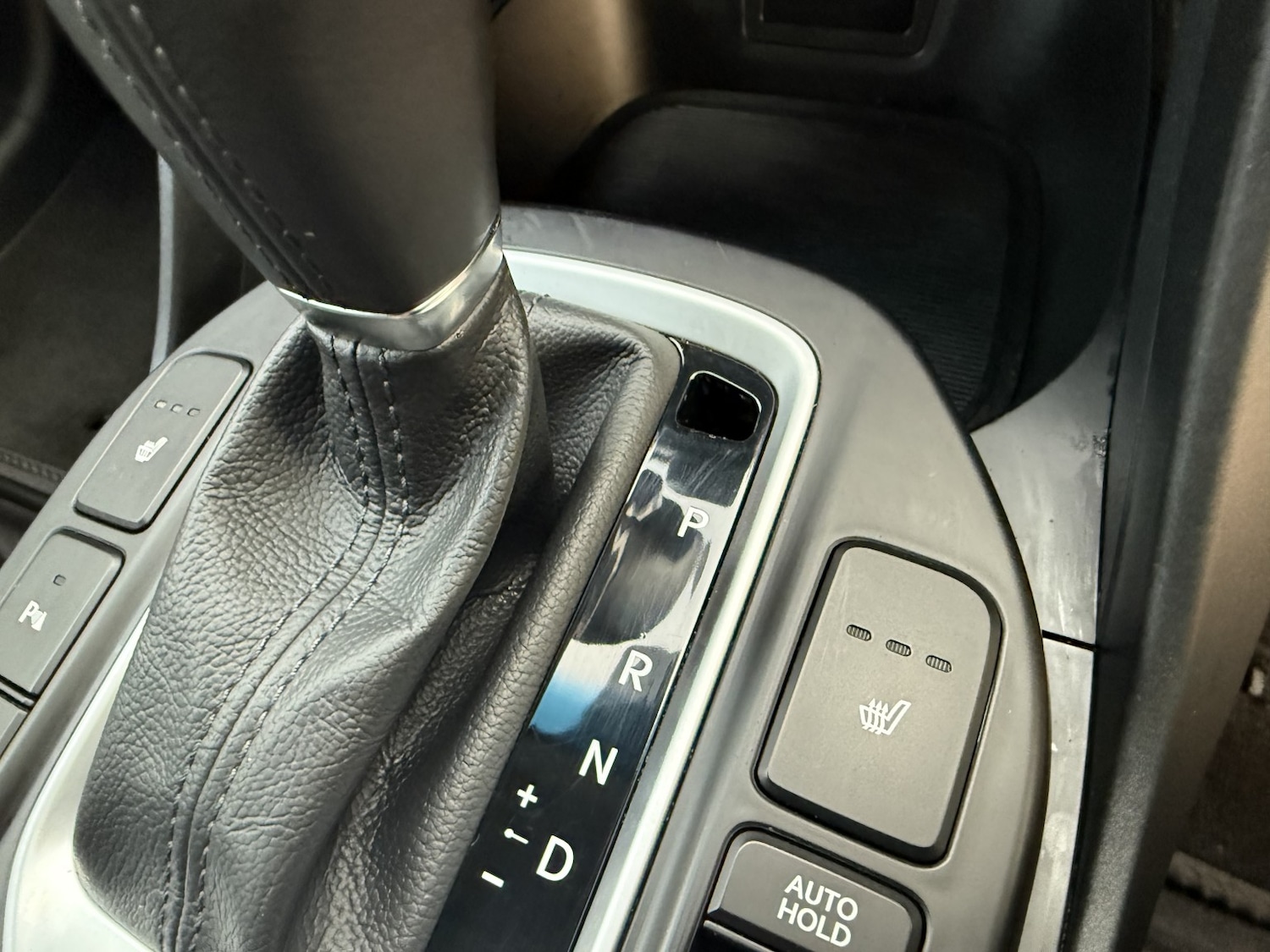 Used Hyundai Santa Fe 2017 for sale - 76687247: Photo 20