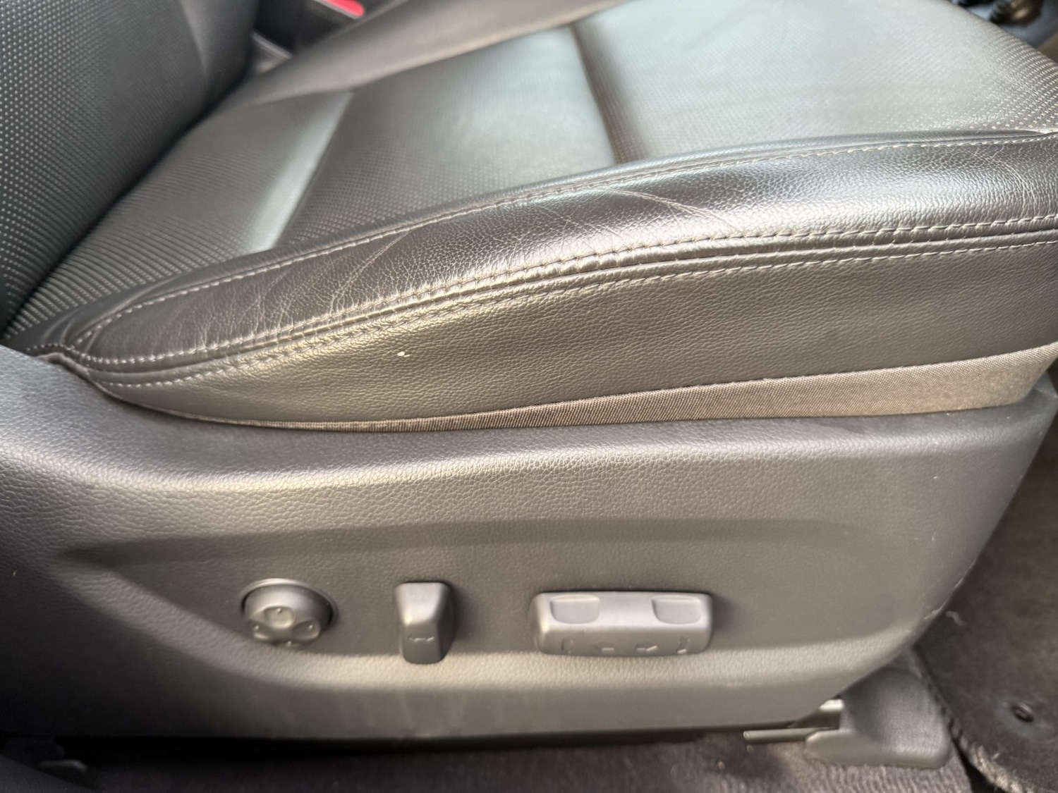 Used Hyundai Santa Fe 2017 for sale - 76687247: Photo 21