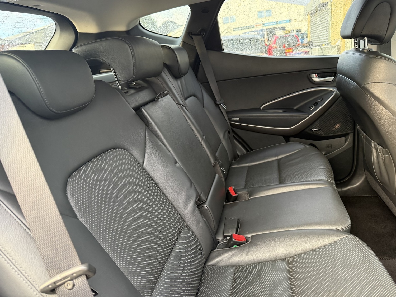 Used Hyundai Santa Fe 2017 for sale - 76687247: Photo 23