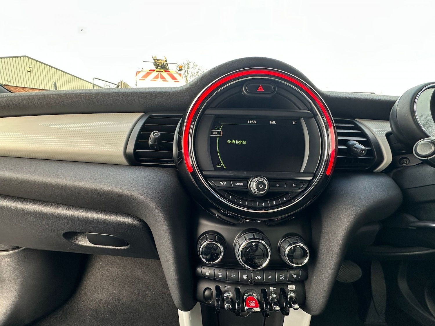 Used MINI Hatch 2017 for sale - 76618559: Photo 22