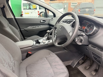 Used Peugeot 3008 2013 for sale - 77643662: Photo