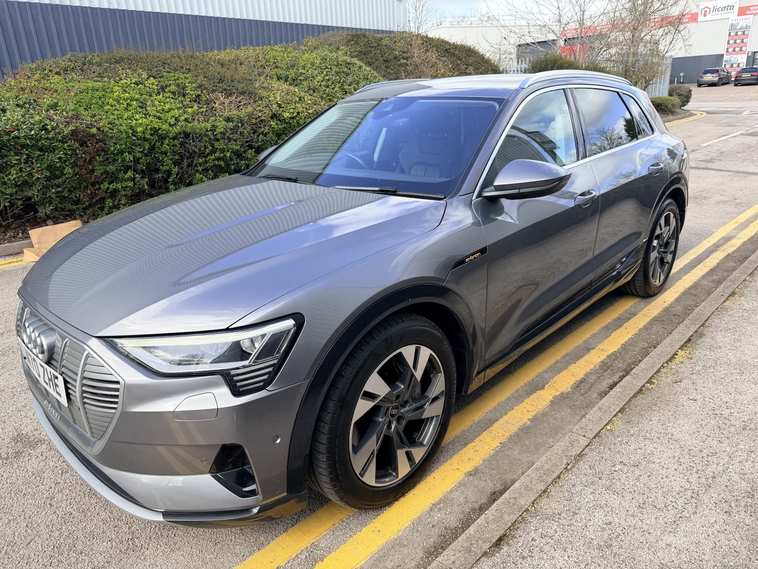 Used Audi e-tron 2020 for sale - 78084401: Photo 13