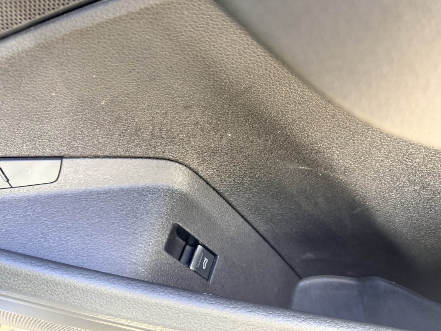 Used Audi e-tron 2020 for sale - 78084401: Photo 24