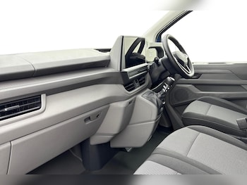 Used Volkswagen Transporter 2025 for sale - 76757393: Photo