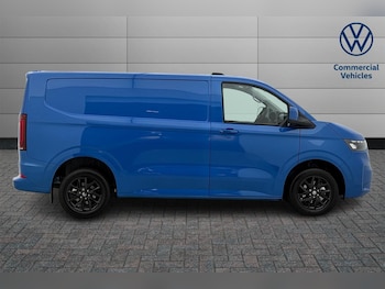 Used Volkswagen Transporter 2025 for sale - 76757393: Photo