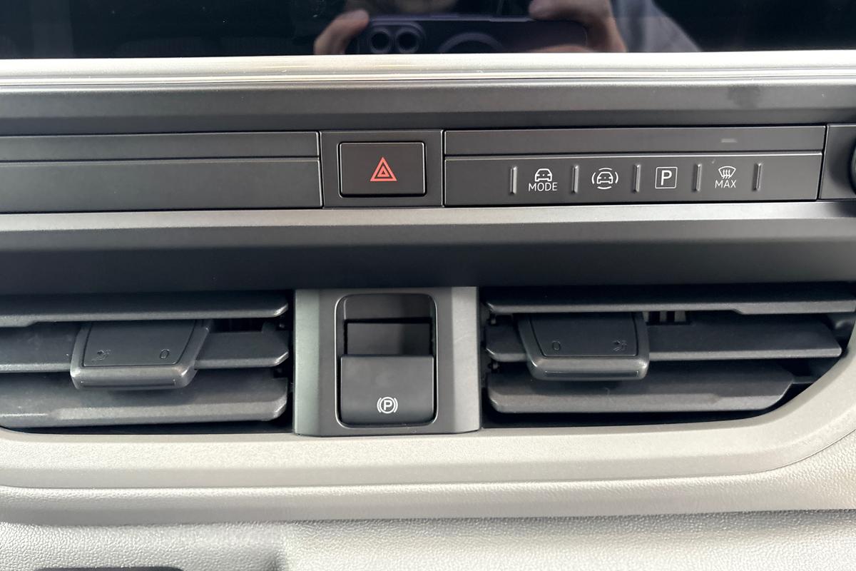 Used Volkswagen Transporter 2025 for sale - 76778188: Photo 25