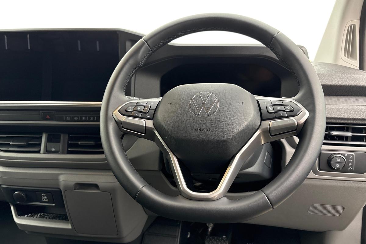 Used Volkswagen Transporter 2025 for sale - 77918506: Photo 11