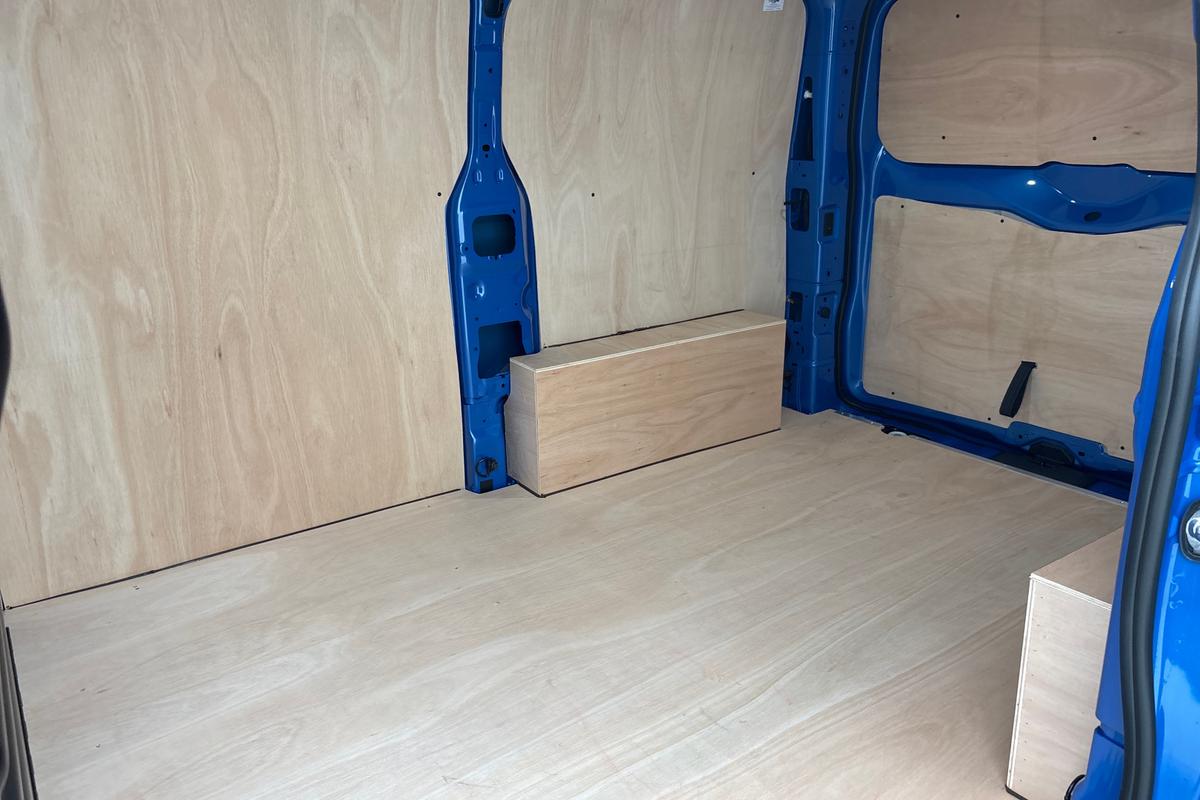 Used Volkswagen Transporter 2025 for sale - 77918506: Photo 9