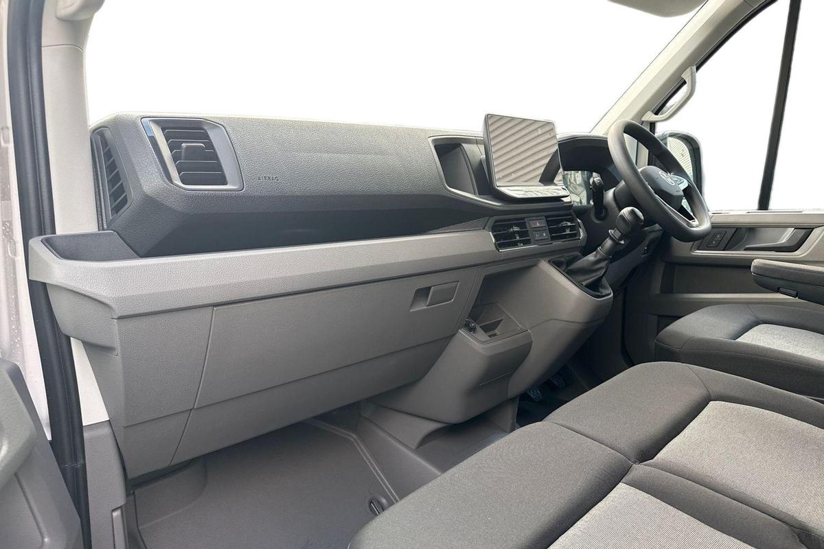 Used Volkswagen Crafter 2025 for sale - 77057725: Photo 2