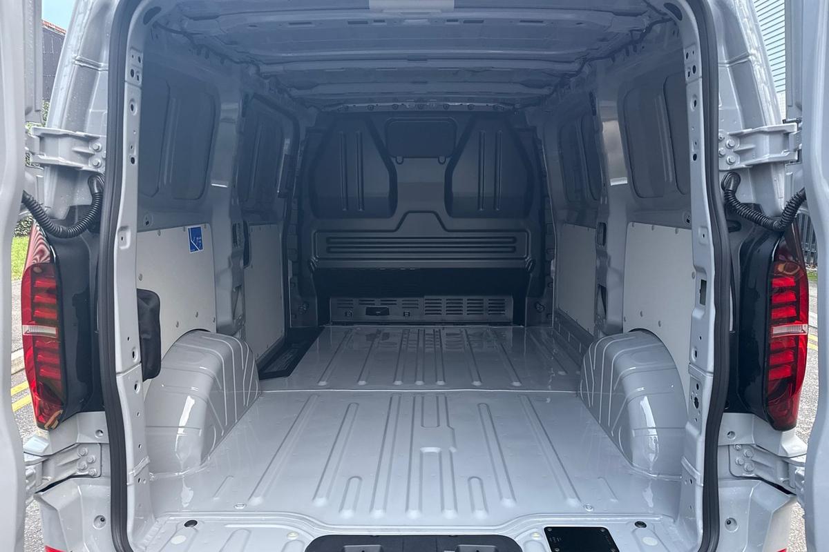 Used Volkswagen Transporter 2025 for sale - 77588152: Photo 12