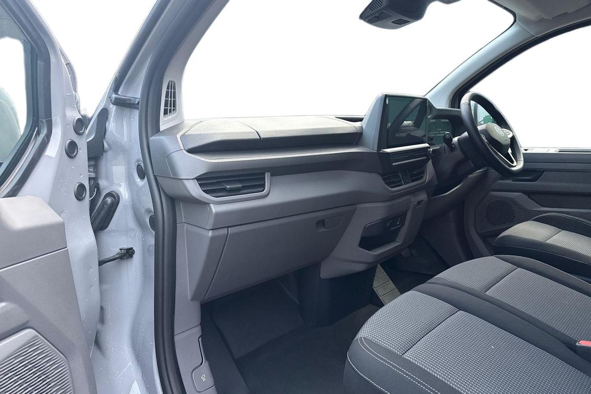 Used Volkswagen Transporter 2025 for sale - 77588152: Photo 2