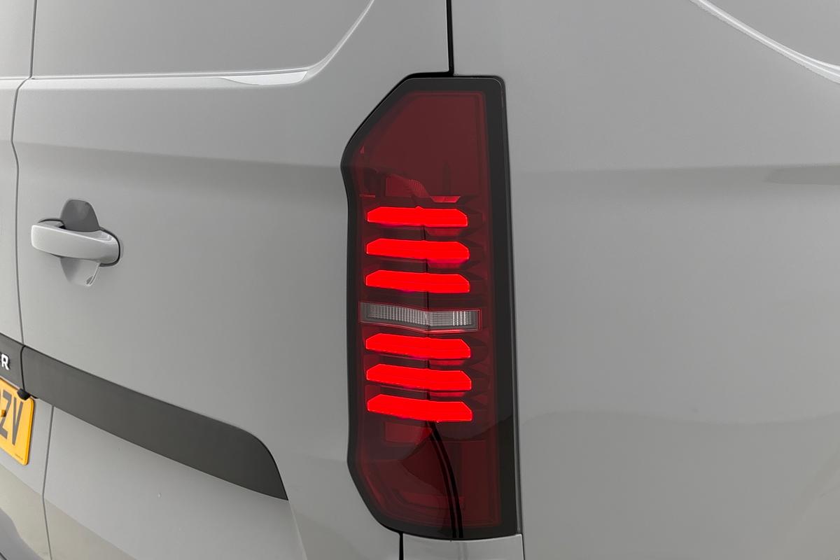 Used Volkswagen Transporter 2025 for sale - 76760646: Photo 18