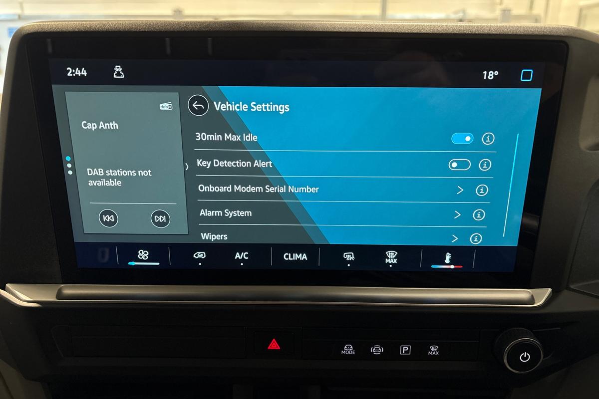 Used Volkswagen Transporter 2025 for sale - 76680420: Photo 14