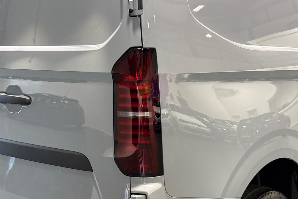 Used Volkswagen Transporter 2025 for sale - 76680420: Photo 18