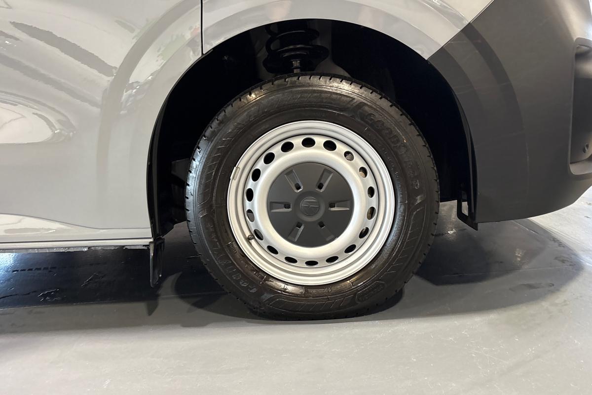 Used Volkswagen Transporter 2025 for sale - 76680420: Photo 5