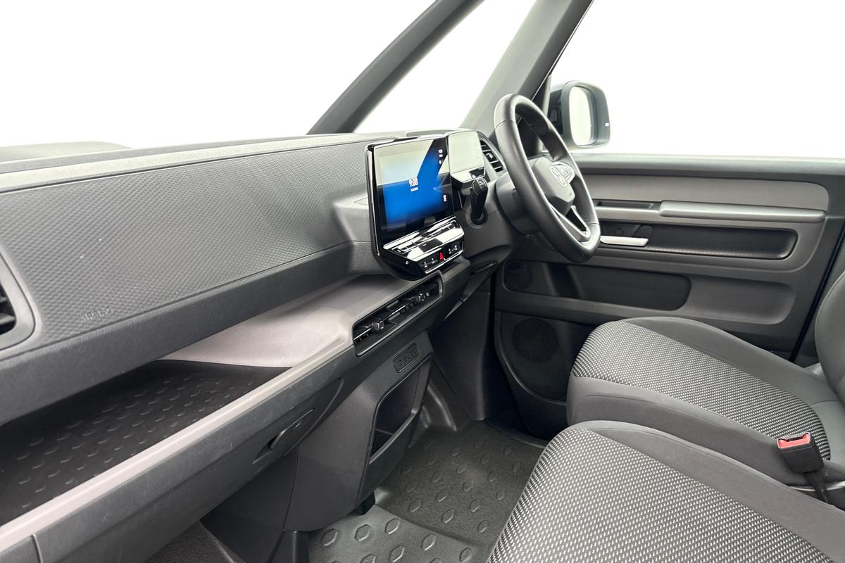 Used Volkswagen ID.Buzz 2024 for sale - 76709928: Photo 2